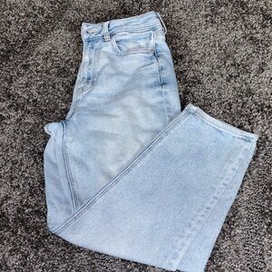 American Eagle Outfitters size 4 Light Blue stretch Jeans EUC
